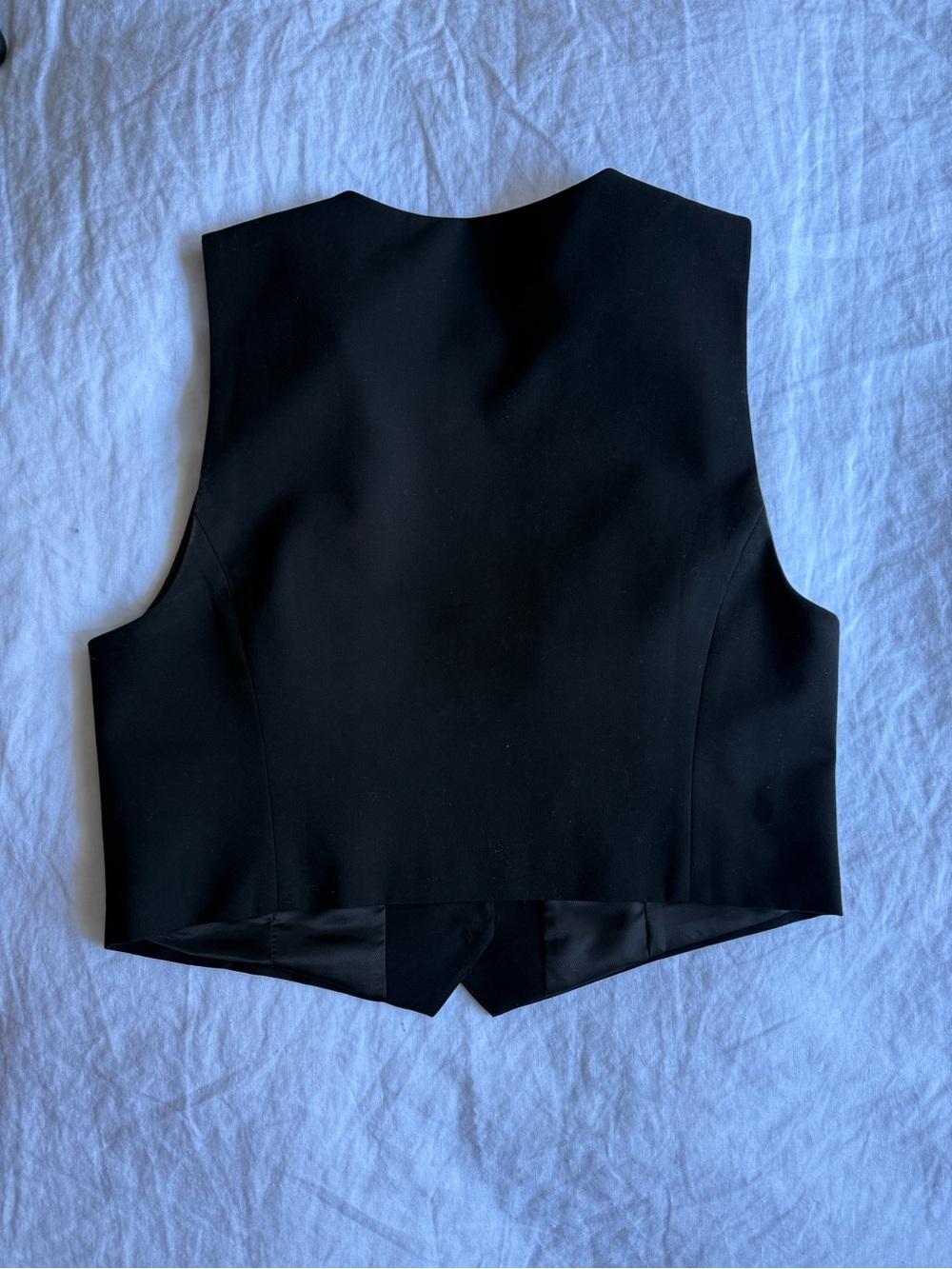 ZARA Black Button-Front Vest - Picture 3 of 6
